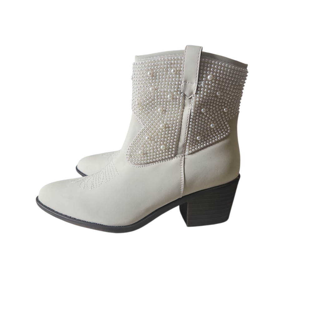 Olivia&Kate NY Off White Pearl Stud Embroided Cowgirl Western AnkleBoots Size8.5